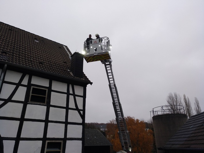 FW-EN: Wetter - Kaminbrand im Ortsteil Esborn