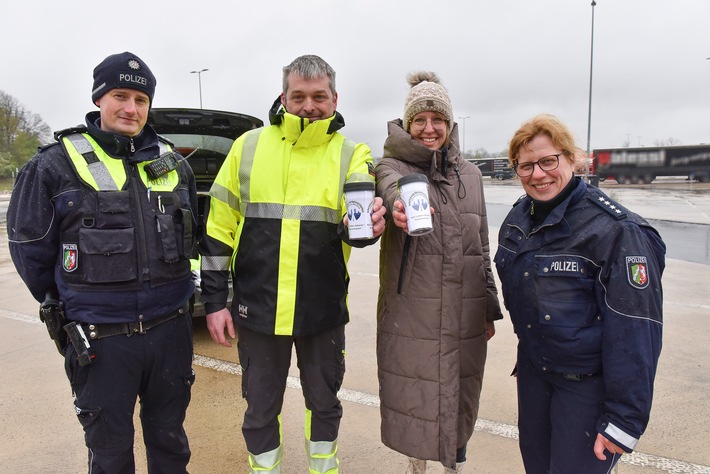 POL-MK: sicher.mobil.leben: Kaffee für Brummi-Fahrer