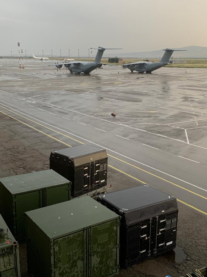 Abzug auf Afghanistan: Luftwaffe fliegt die ersten Einsatzrückkehrer aus Afghanistan über einen errichteten Lufttransportstützpunkt in Georgien aus