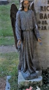 POL-MA: Mannheim-Käfertal: Diebstahl von Messing-Engel auf dem Friedhof, Zeugen gesucht!