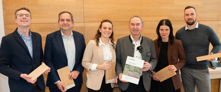 Heimische Wertschöpfung mit Laubholz sichern