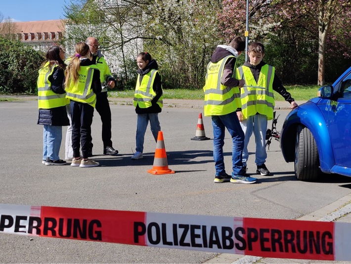 POL-NOM: Zukunftstag bei der Polizei