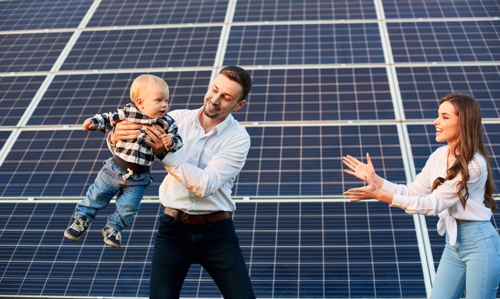 Klarsolar bietet Rettungspaket für Wechsel zu Photovoltaik / Unabhängigkeit von Strompreisentwicklungen