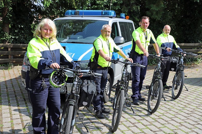 POL-UN: Kreis Unna - Mit neuer Power auf die Straße - die Pedelec-Flotte der KPB Unna wurde erweitert