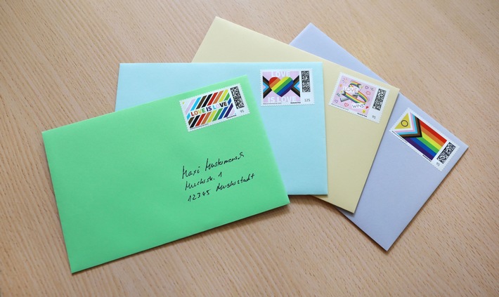 PM: Neue Briefmarken feiern die Vielfalt und die Liebe