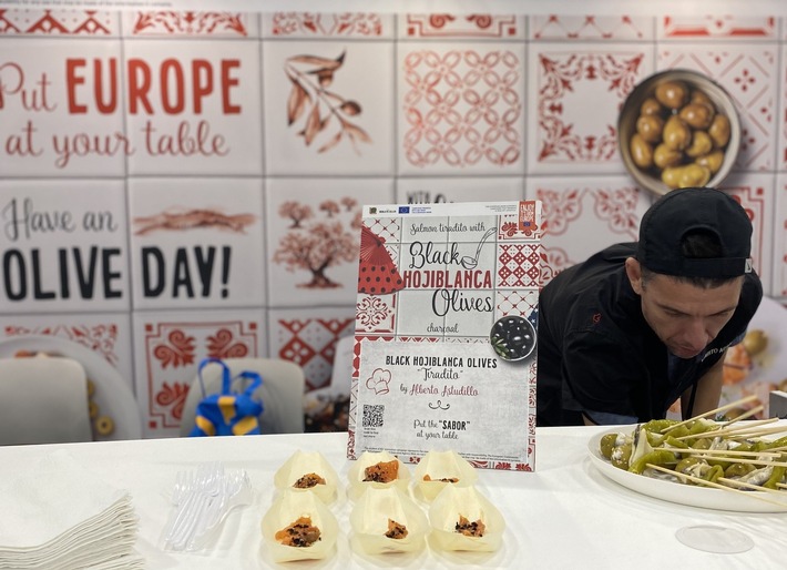 Las camaleónicas Aceitunas Europeas conquistan la ‘Winter Fancy Food’ de USA