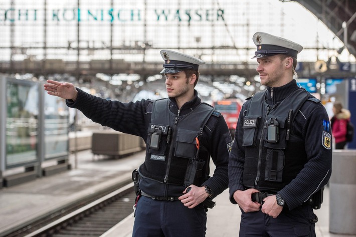 BPOL NRW: Wiedererkennungswert - Bundespolizei stellt Täter nach Fahndungsplakat