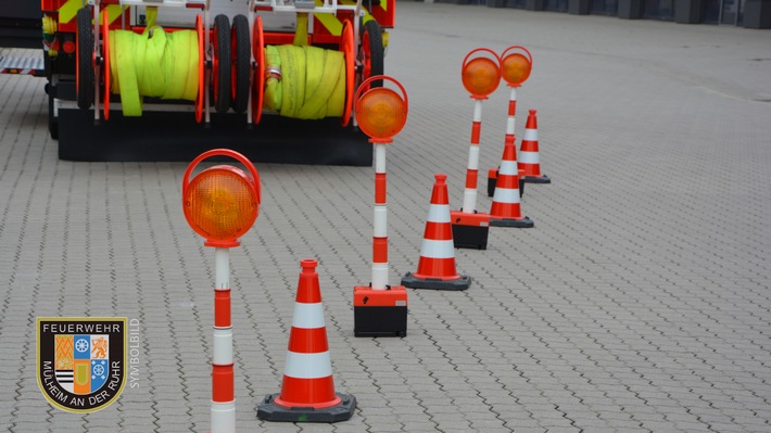 FW-MH: Verkehrsunfall auf der Velauer Straße