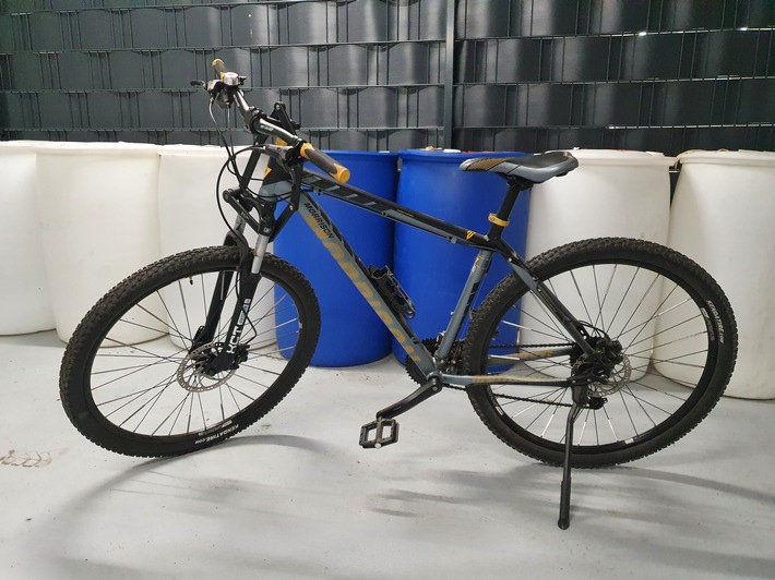 POL-SE: Bad Bramstedt - Mountainbike gefunden, Eigentümer gesucht