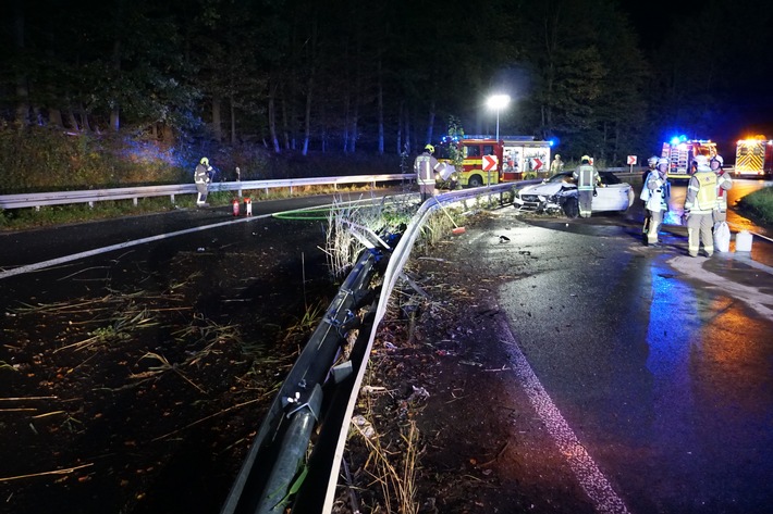 FW Ratingen: Verkehrsunfall auf der Autobahn BAB 524