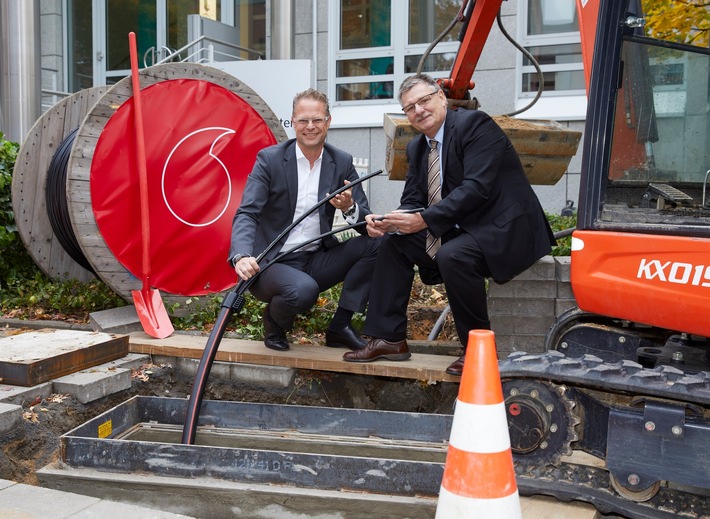Die ersten Bagger rollen: Vodafone beginnt mit Ausbau in Düsseldorf