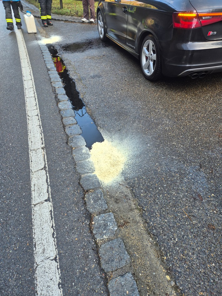 FW Stockach: G1 Ölspur außerorts