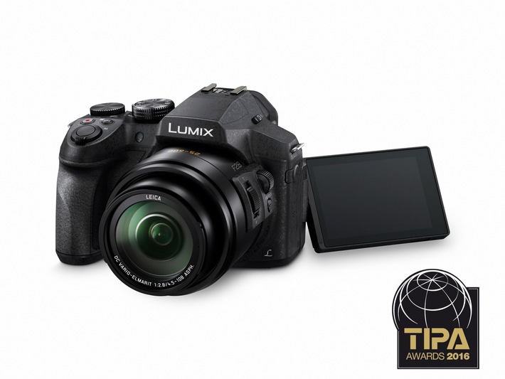 Drei TIPA Awards für Panasonic / Der Fotopresse-Verband TIPA würdigt Panasonic mit den Auszeichnungen "Beste Superzoom Kamera", "Bestes CSC- Einstiegsobjektiv" und "Bester Camcorder"