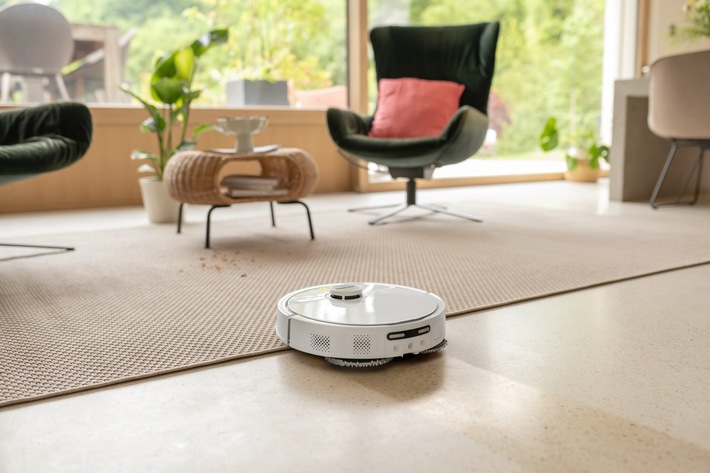 Pressemitteilung: Neuer Kärcher-Saugwischroboter RVM 4 Comfort mit rotierenden Mikrofaserpads