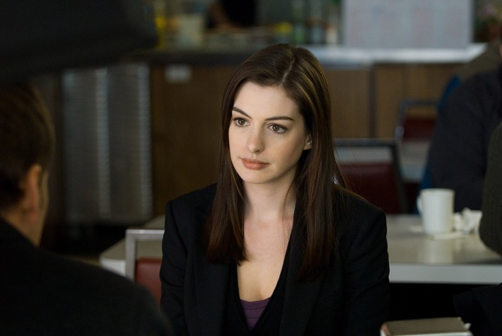 "Wenn es nach mir ginge, würde ich den ganzen Ruhm beiseitelegen und ganz normal meinem Job nachgehen" / Anne Hathaway im TELE 5-Interview und in "Passengers" am Mittwoch, 22. Juli 2020, 20:15 Uhr