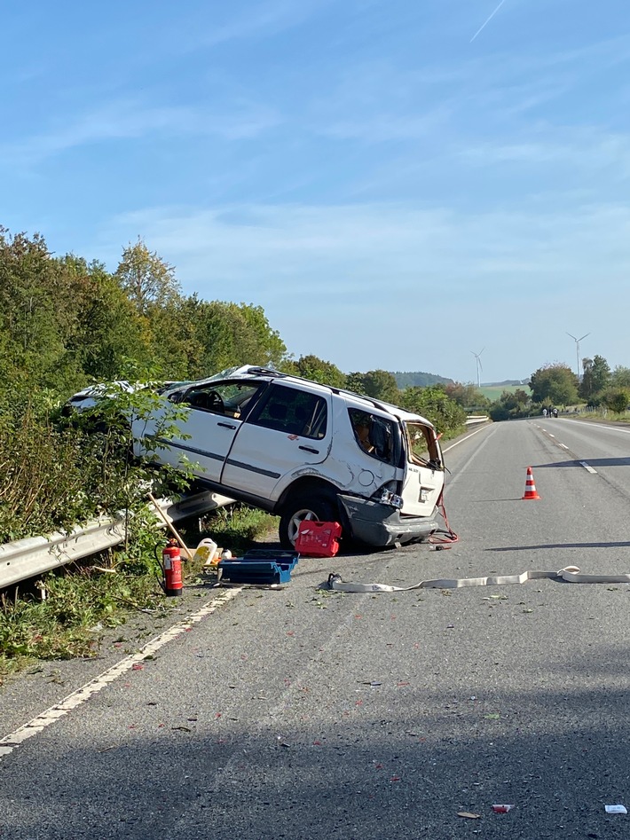 POL-PDKL: Unfall mit schwer verletzter Person auf der BAB 62