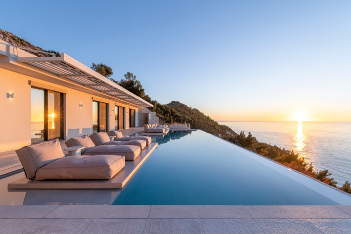Griechische Inseln: International gefragte Destination für exklusive Ferienimmobilien im Mittelmeerraum