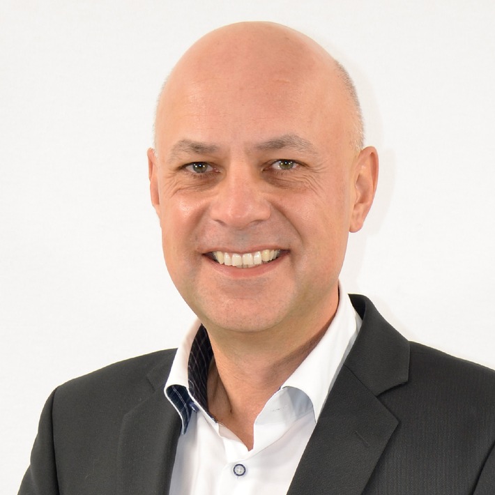 United Labels AG erweitert Geschäftsfeld: Albert Hirsch wird Geschäftsführer des neuen Tochterunternehmens Elfen-Service GmbH (mit Bild)