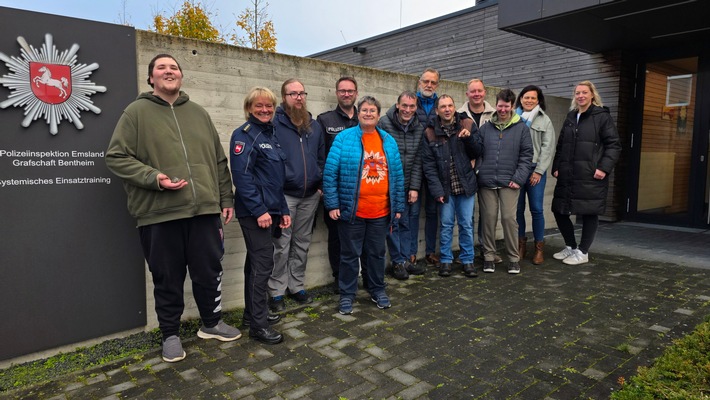 POL-EL: Lingen/Wietmarschen-Lohne - Gemeinsam stark: Polizeiinspektion Emsland/Grafschaft Bentheim unterstützt "Teilhabe am Arbeitsleben" in Kooperation mit dem Christophorus-Werk Lingen e.V. (Foto)