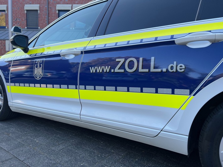 HZA-KR: Zoll vereitelt Fluchtversuch und stellt hohe Bargeldsumme sicher / Bundesweite Schwerpunktkontrolle. Barbershops und Nagelstudios im Fokus