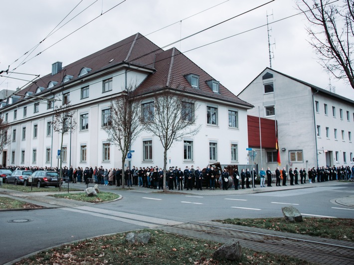 POL-PPRP: Schweigeminute für die in Kusel getöteten Polizisten