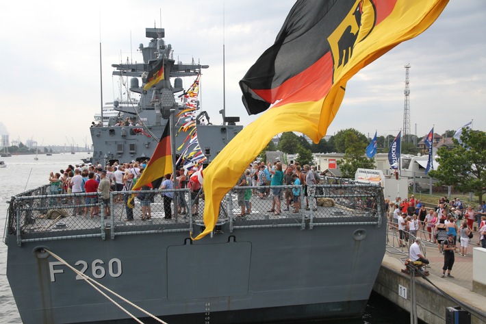 Die Marine auf der Hanse Sail 2016