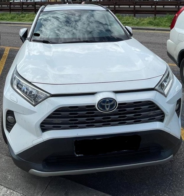 POL-H: Empelde: Weißer Toyota entwendet - Polizei sucht Zeugen!