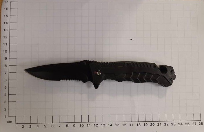 BPOL NRW: Bundespolizei findet Messer bei einem 13-Jährigen