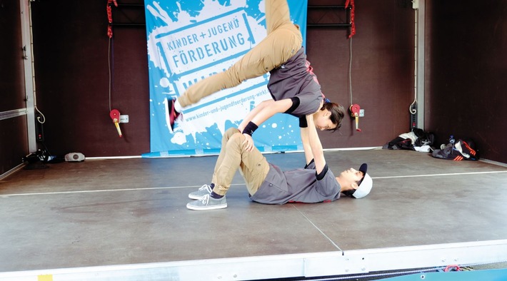 Swisslos Jahresergebnis 2015
Weniger Geld für Gemeinnützigkeit und Sport