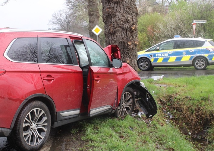 POL-MI: Autofahrer bei Verkehrsunfall schwer verletzt