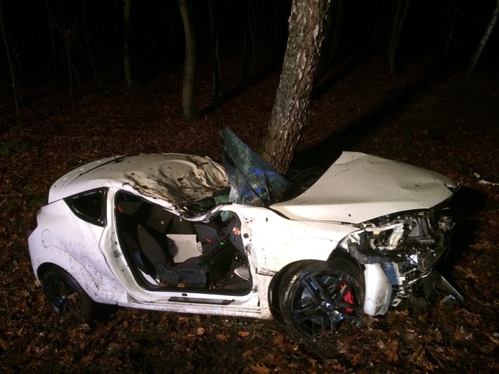 FW-Stolberg: Schwerer Verkehrsunfall auf der Würselener Straße (L 23)