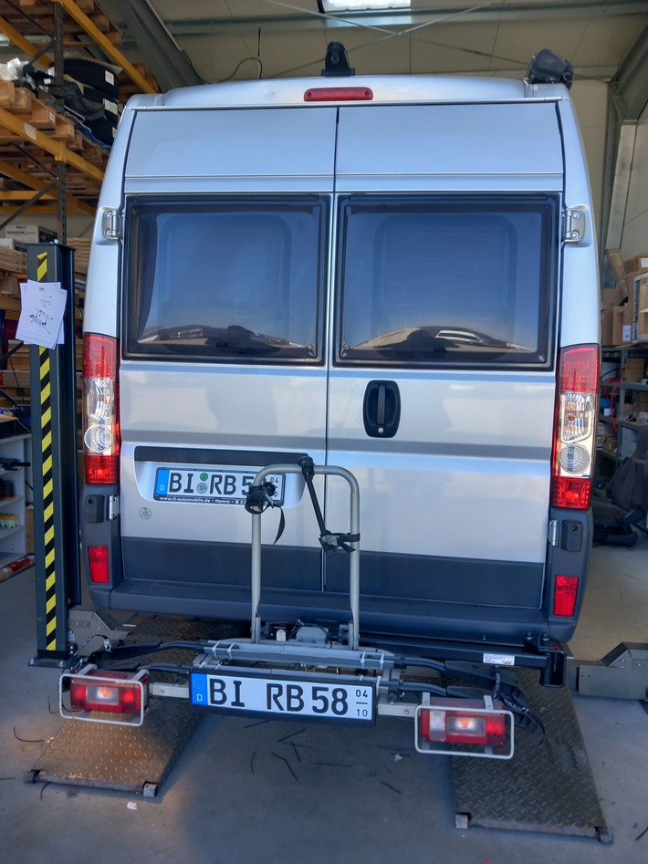 POL-E: Essen: Wohnmobil von Ausflugsparkplatz gestohlen - Fotofahndung