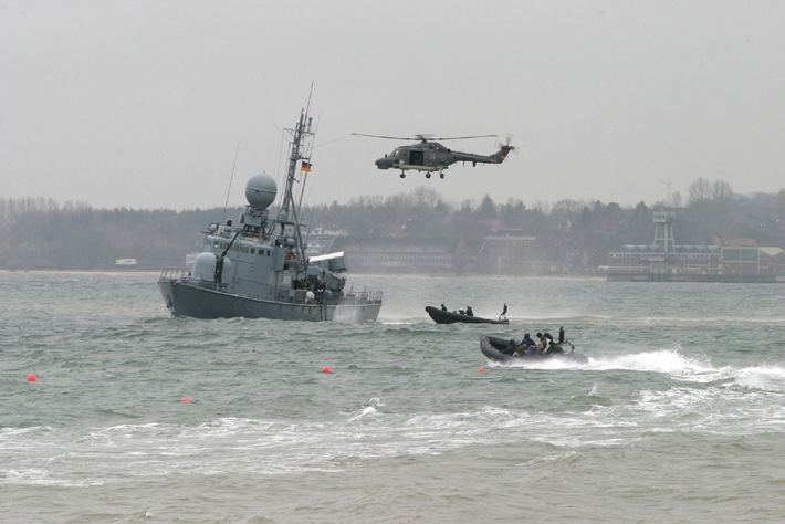 Deutsche Marine - Pressemeldung: Startschuss für größtes Marinemanöver in der Ostsee