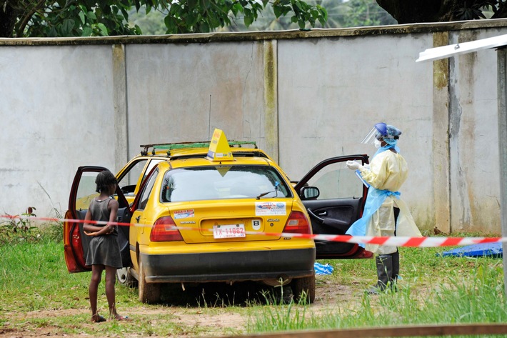 Ebola DR Kongo: Aufklärung und Vorsorge retten Leben / Bündnisorganisationen von "Aktion Deutschland Hilft" leisten Hilfsmaßnahmen zur Eindämmung der Ebola-Epidemie