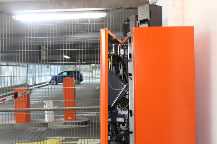 POL-DN: Parkautomat in der Dürener Innenstadt aufgebrochen
