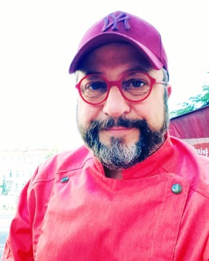Antizyklisches Wachstum: Wie Berliner Kult-Imbiss „Curry-Paule“ mittels Lizenz-Dreiklang den Einzelhandel erobert