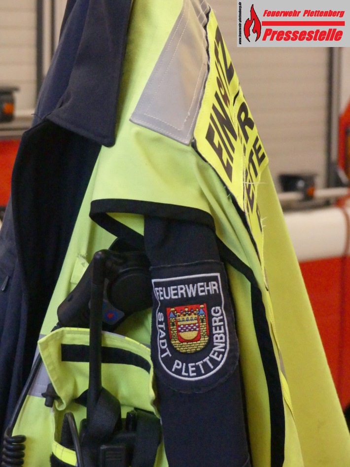FW-PL: OT-Eiringhausen. Entstehungsbrand kann von Mitarbeitern gelöscht werden. Rauch ruft per Brandmeldeanlage die Feuerwehr auf den Plan.