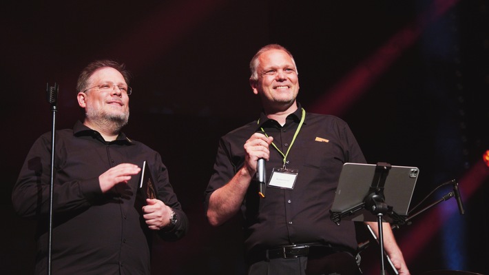 reventix-Jubiläum_2025_Bastian-Schern_Michael-Kundt.jpg