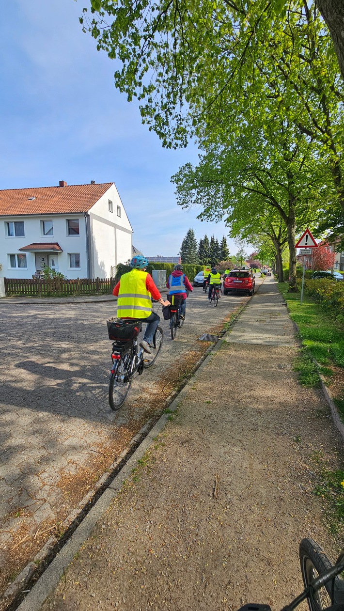 POL-DH: --- Sulingen, Erfolgreiche Auftaktveranstaltung des Projekts "Sicherheit erfahren" ---