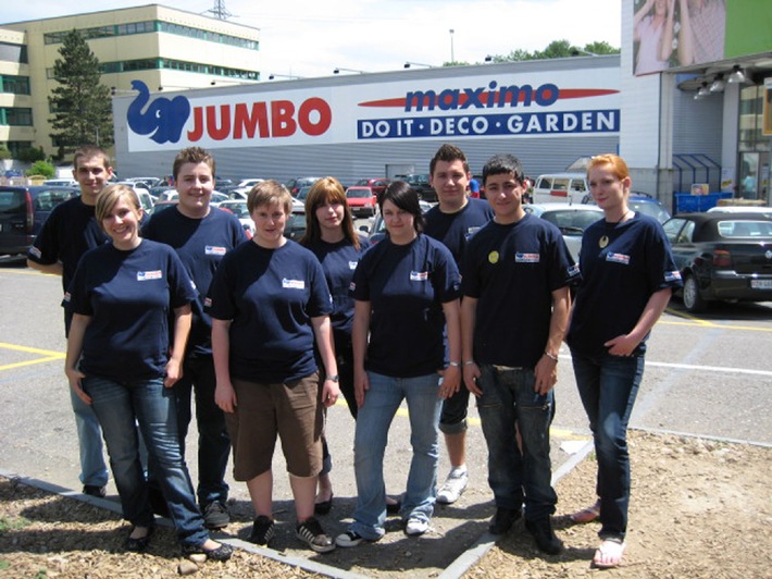 Jumbo-Markt AG: Lernende führen ihr erstes Grossprojekt durch - Zwei Kundenevents von Lernenden für unsere Jumbo-Kundschaft