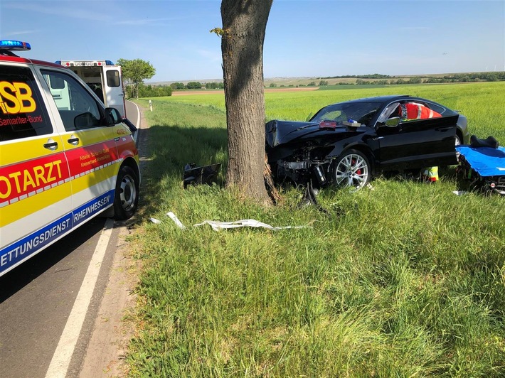 POL-PDWO: Mörstadt - PKW prallt frontal gegen Baum