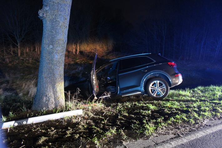 POL-DN: Alkoholisiert von der Fahrbahn abgekommen