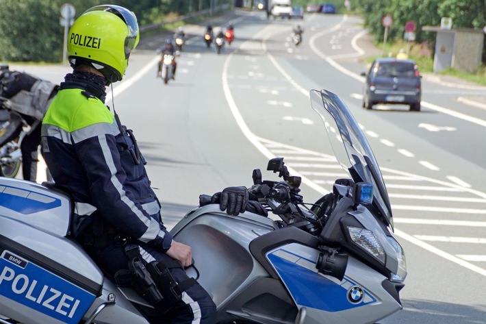 POL-ME: Korrekturmeldung: Einladung zur Pressekonferenz: Vorstellung der Polizeilichen Verkehrsunfallstatistik 2023 - Kreis Mettmann - 2403063