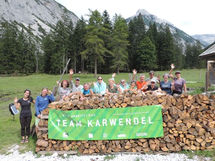 Lavera Waldprojekt in Tirol / Hochalmpflege auf der Kastenalm erfolgreich umgesetzt