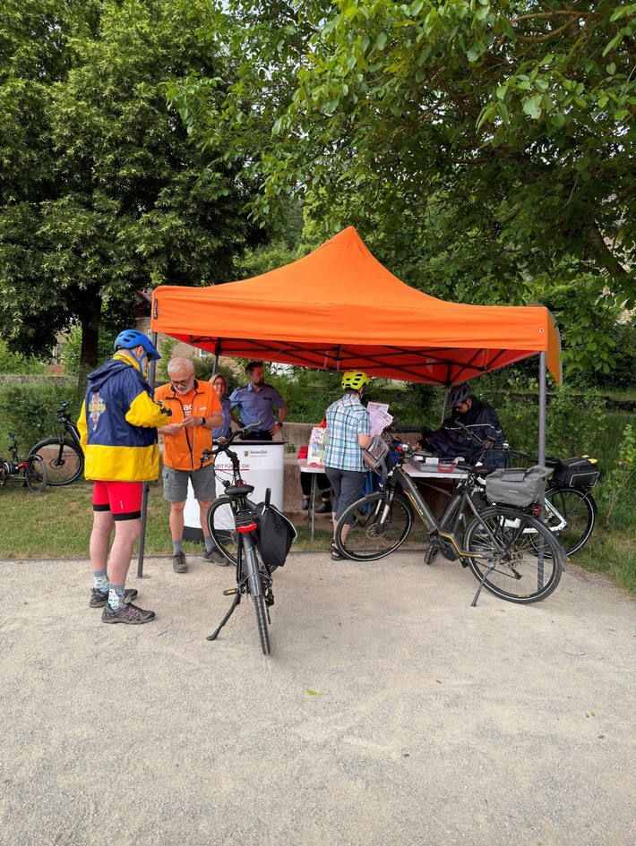 POL-PILEK: Großes Interesse beim Pedelec-Sicherheitstag in St. Julian