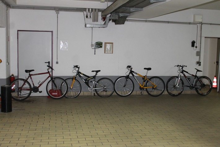 POL-PDMY: Kurz nach Mitternacht - 13-jährige Kinder mit entwendeten Fahrrädern unterwegs