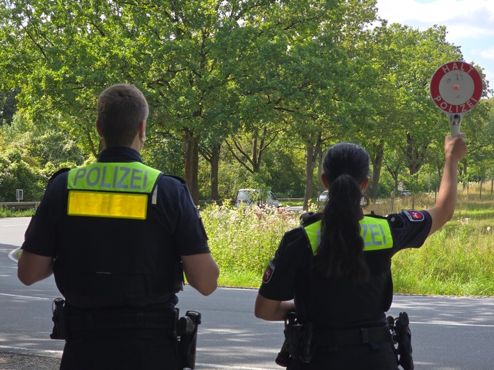 POL-HI: Geschwindigkeitskontrollen am Roten Berg
