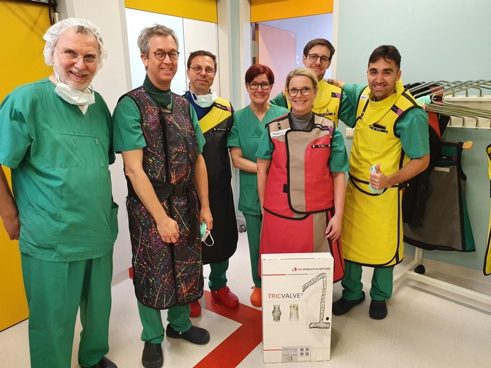 Klinikum Bielefeld: Neuartige Katheter-Herzklappe erstmalig in Nordrhein Westfalen implantiert