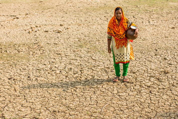 Almanach Entwicklungspolitik 2017/18 der Caritas Schweiz / Klimaschutz und Armutsbekämpfung