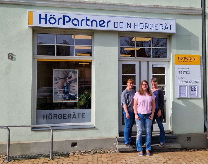 HörPartner verstärken Engagement in Mecklenburg: Neues Fachgeschäft in Crivitz bietet noch mehr Hörservice für die Region